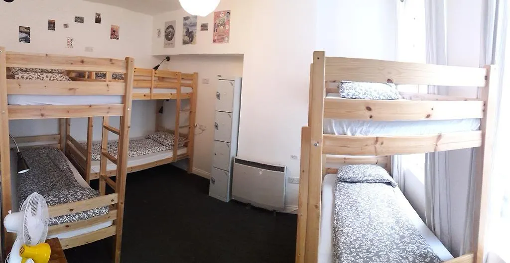 Igloo Hybrid Hostel Nottingham